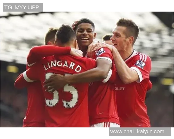 曼联迎战德比郡期待精彩对决球迷热情高涨助阵球队奋勇争胜 曼联迎战德比郡期待精彩对决球迷热情高涨助阵球队奋勇争胜